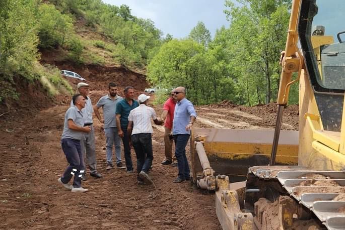 Genel Sekreter Nazif YILDIRIM, Eğriyamaç - Dikenli Köy Yolu Çalışmalarını İnceledi.